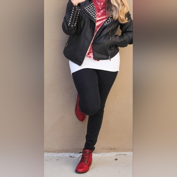 NAOT Footwear Women's Kona Boot In Red, Size 8 US Or 39 EUR - Picture 14 of 16